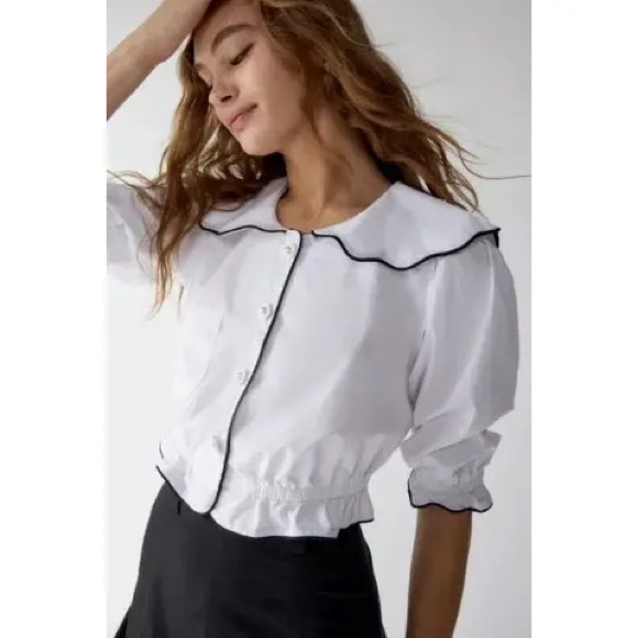 Urban Outfitters Lovers’ Lane Collared Blouse - Picture 9 of 9